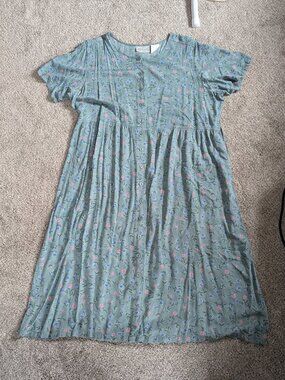 Vintage Floral Maxi Dress